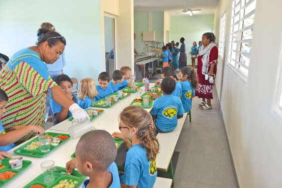 Une cantine au menu du dernier jour