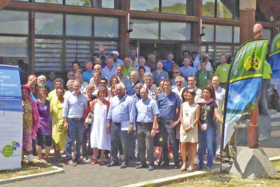 Un livre blanc sur le développement en ligne de mire