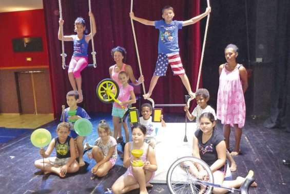 Cirque, activités ludiques et détente à la mer au menu des vacances