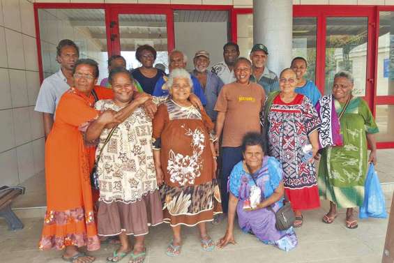 A Kaala-Gomen, les jeunes prennent soin des anciens