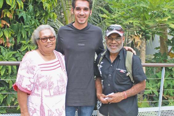 Des regards australiens pleins de défi