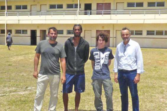 Sciences Po en ligne de mire pour deux lycéens