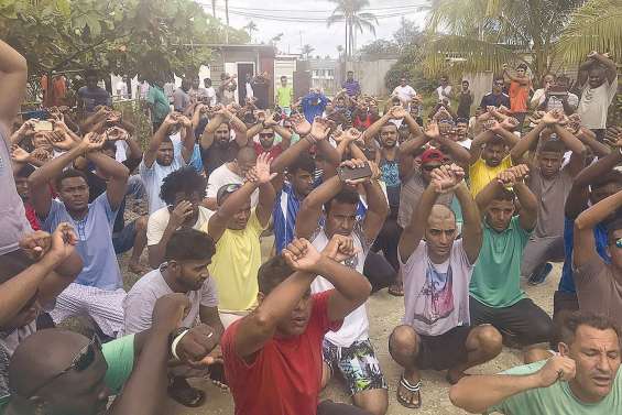 600 réfugiés retranchés à Manus