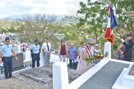 Un hommage aux défunts en toute simplicité