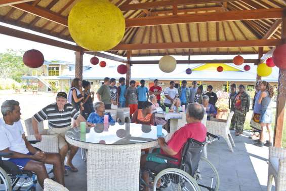 Les lycéens à bonne école  auprès des anciens