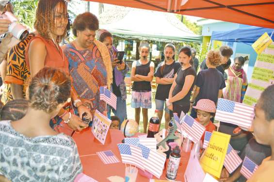 Un tour du monde à l’école  de proximité de Pothé
