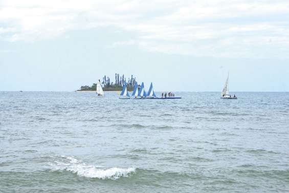 La « Mer pour tous » rassemble  un large public à la darse de Tibarama