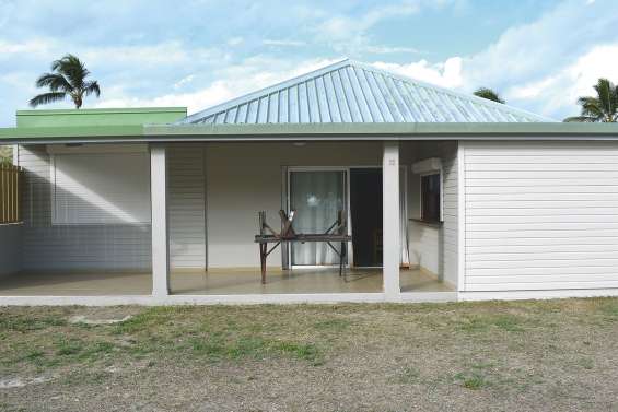 Les personnes à mobilité réduite  ont leur bungalow à Poé