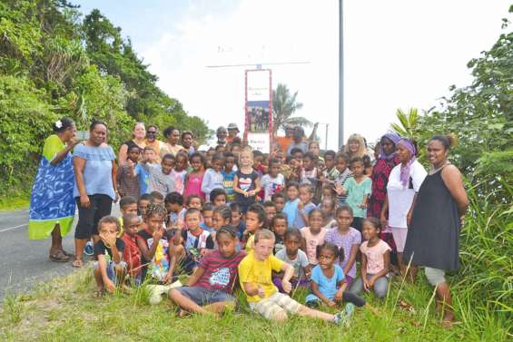 Les enfants de Koé font lever le pied aux automobilistes