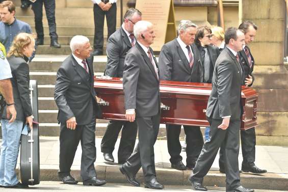 Sydney dit adieu à Malcolm Young