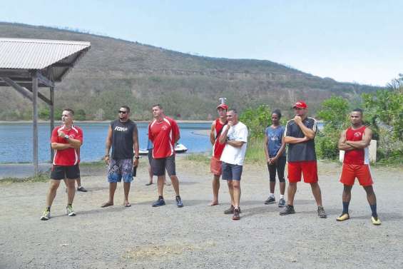 Les soldats du feu resserrent  leurs liens à la Roche Percée