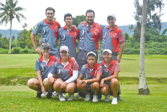 Les golfeurs entrent en piste