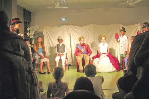 Le collège de Païamboué « Au pays des merveilles »