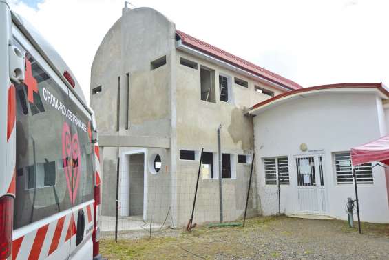 Braderie de Noël et chantier à la Croix-Rouge