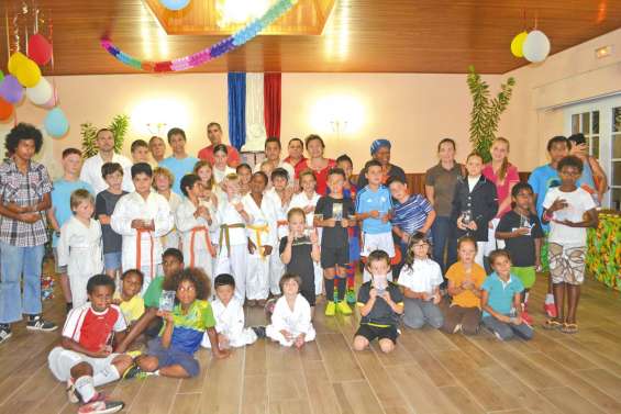 Quatre-vingt-cinq jeunes  sportifs récompensés