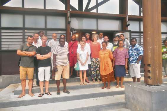 Les enseignants  disent au revoir