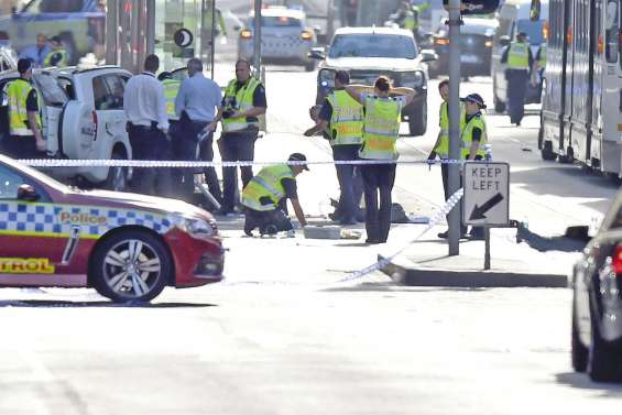 Des piétons fauchés par une voiture à Melbourne