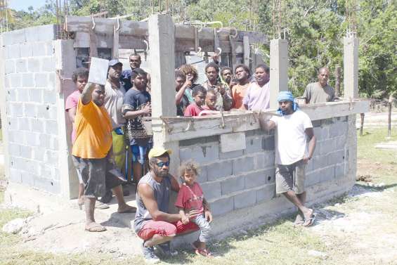 Les jeunes de Hunëtë apprennent en construisant