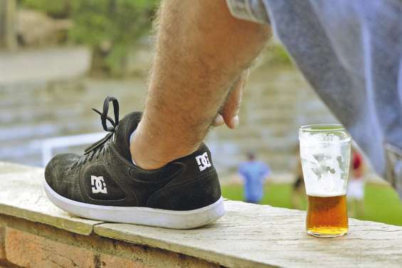 Les jeunes boivent de moins en moins