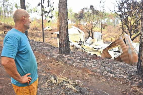 Systèmes d’irrigation et matériels agricoles détruits par les flammes