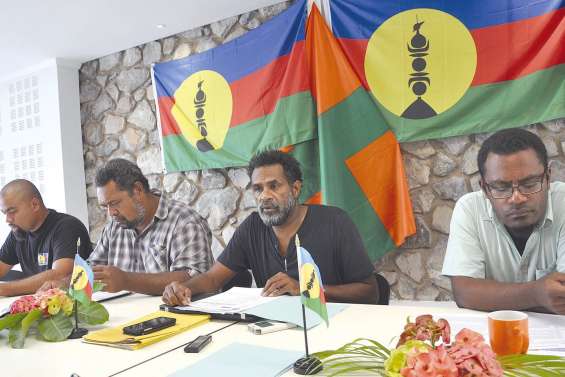 Le FLNKS veut resserrer les rangs cette année