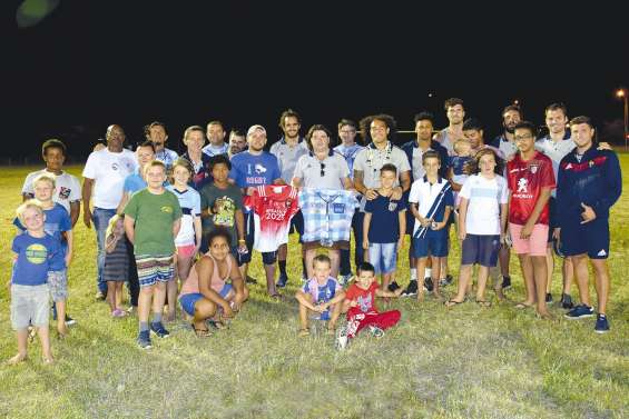 L’équipe de France de rugby à 7 en province Nord