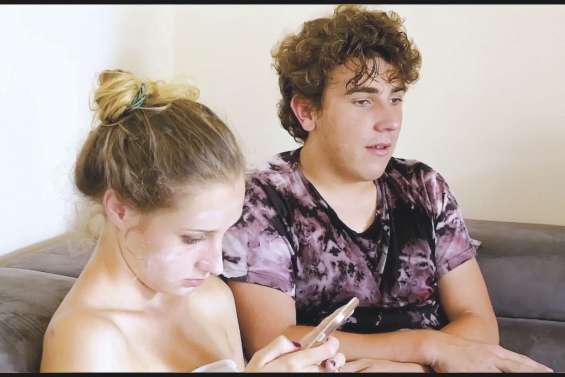 L’humour pour apprendre à distinguer réalité et pornographie