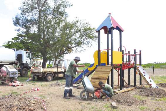 Le premier jeu installé à la tribu de Wanap