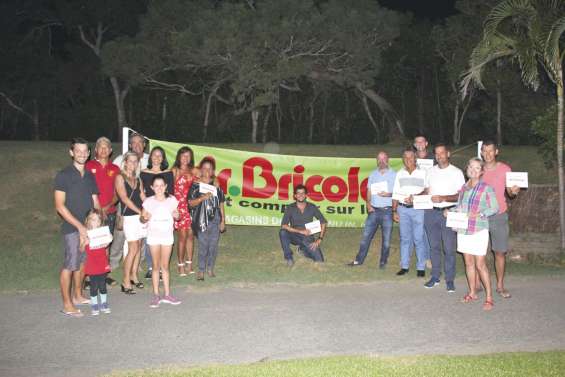 Adrien Peres et Emilie Ricaud se sont imposés à Tina