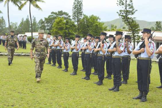 Un général à la rencontre des militaires de Nandaï