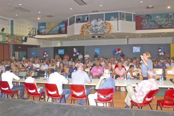 Pour le référendum, le parti de Sonia Backès veut une question claire