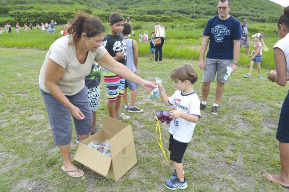 Une chasse aux œufs de Pâques à Déva