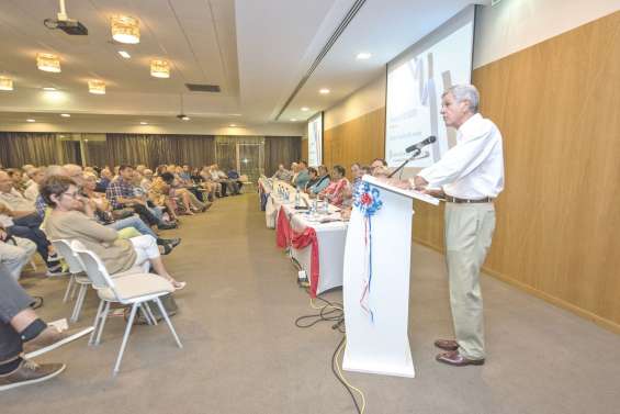 « Ce référendum binaire  et brutal aura lieu »