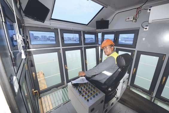 Deux géants venus de Chine