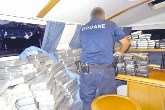 Stupéfiants : saisies records à Tahiti