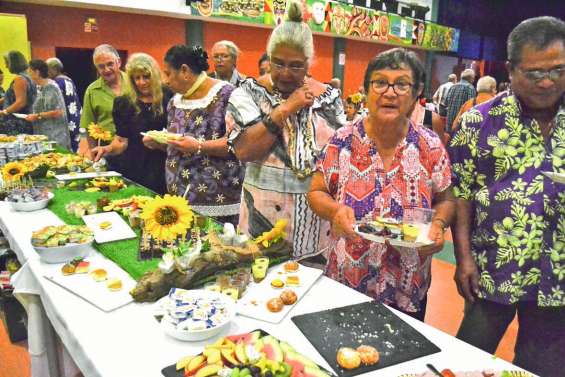 Les anciens se retrouvent  au Dock socioculturel