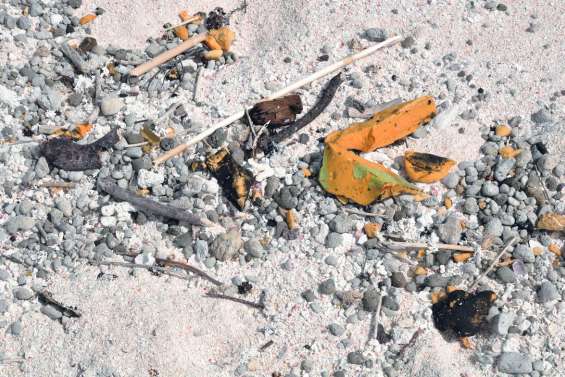 Les débris du Kea Trader toujours présents