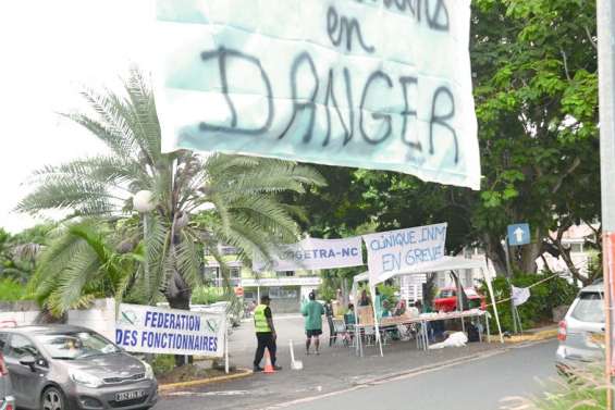 « Donnez-nous au moins des miettes »