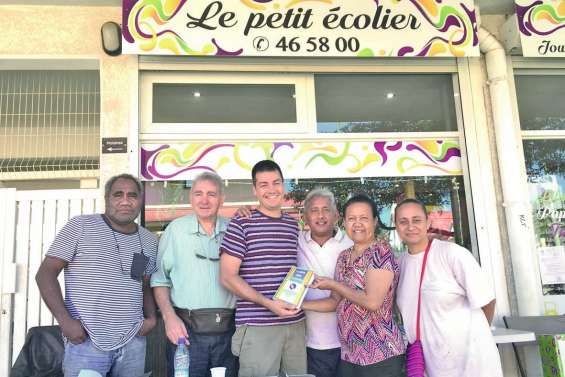 Trois auteurs locaux en dédicace