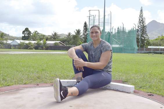 La triple médaillée olympique kiwie Valerie Adams à la Coupe des lancers