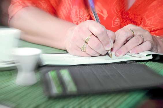 La secrétaire avait détourné dix millions