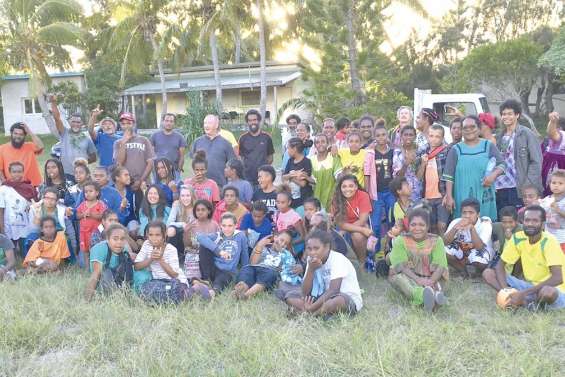 Des collégiens de Bourail en pays iaai