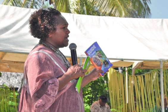 Les Loyauté publient leur guide  des femmes après deux ans de collecte