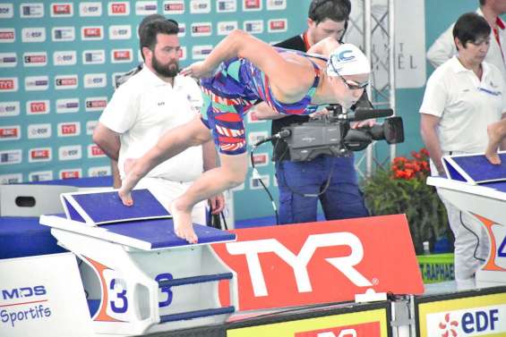 Lara Grangeon devient  aussi reine sur 1 500 mètres