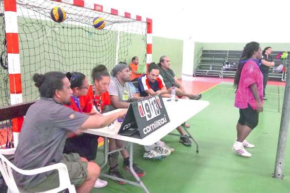 Des clubs de volley-ball en phase avec l’arbitrage
