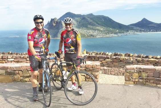 Deux cyclistes Lafoyens  en Afrique du Sud