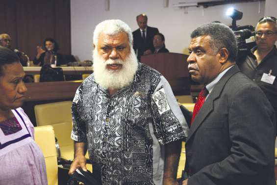 A Paris, l’UNI souhaite des précisions sur l’après « oui » 