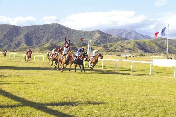 Hooriya gagne le Grand Prix de Boulouparis