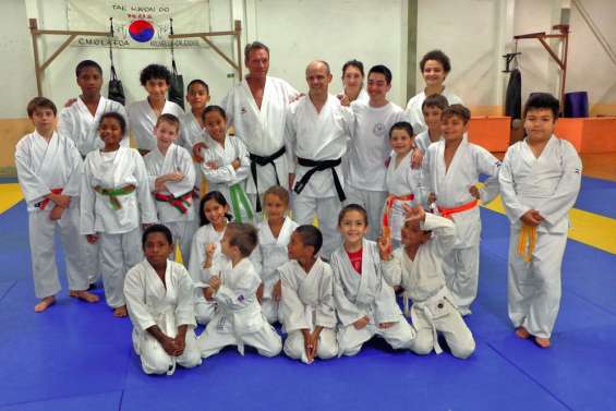 Le club de karaté a accueilli sa première ceinture noire