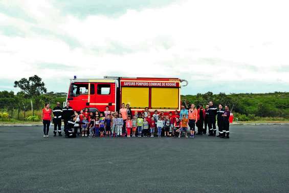 Les Cocos visitent la caserne des sapeurs-pompiers